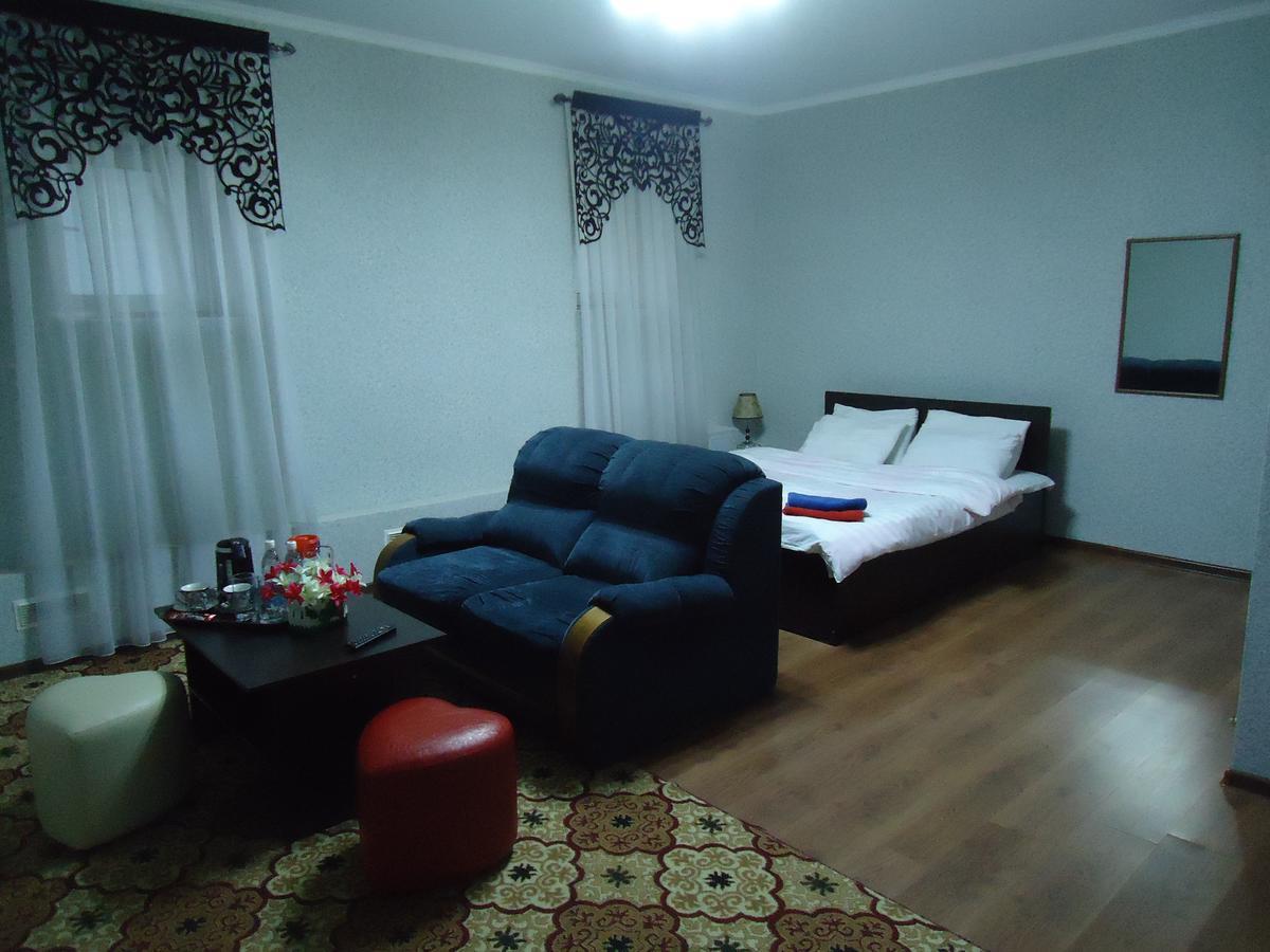 Tumar Hotel Bishkek Exterior photo